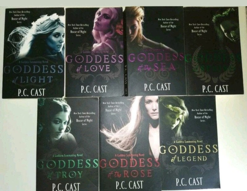 Goddess Summoning serie, Ophalen of Verzenden, Gelezen, P.C. Cast