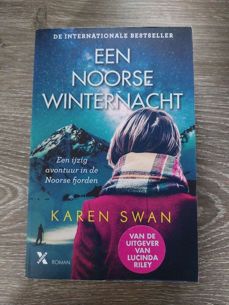 Karen Swan - Een Noorse winternacht, Boeken, Ophalen of Verzenden, Zo goed als nieuw, Karen Swan