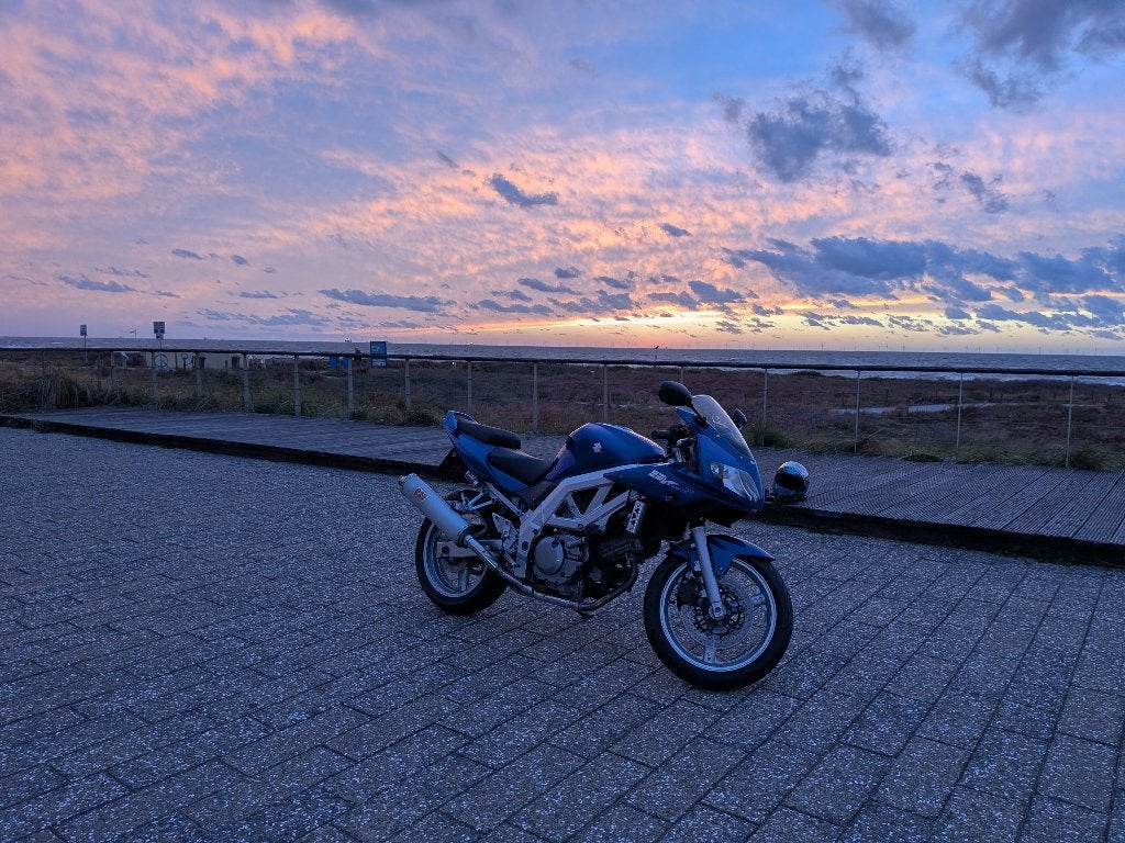 Suzuki SV650S 2004 – 54.028 km – nette staat, Handvatverwarming, 2 cilinders, Motorrijbewijs A, Gebruikt