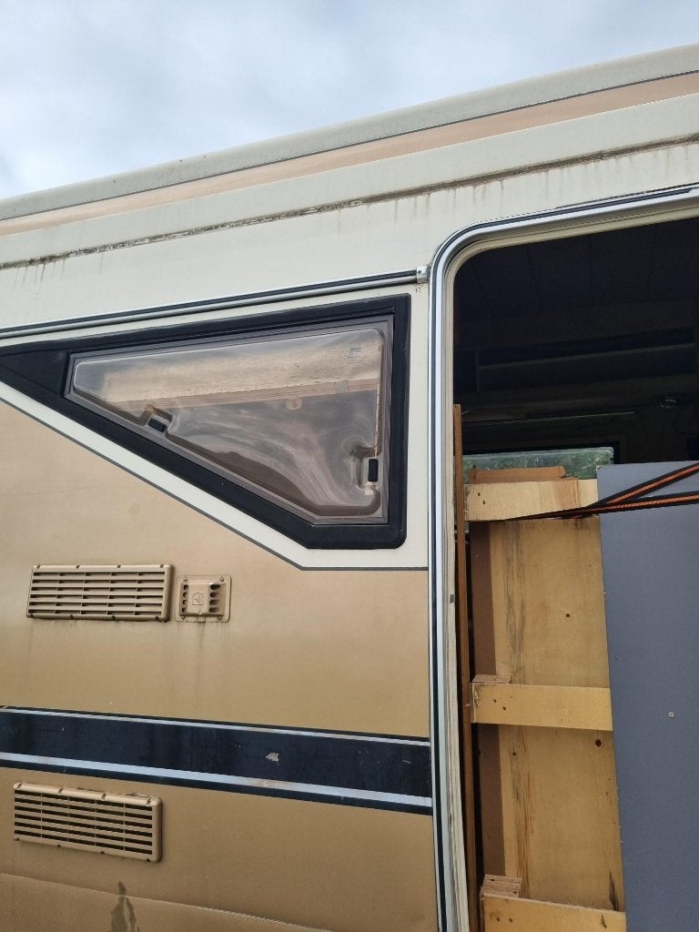 Camper hobby 600 raam keukenraam camper raam klassieker, Verzenden, Gebruikt