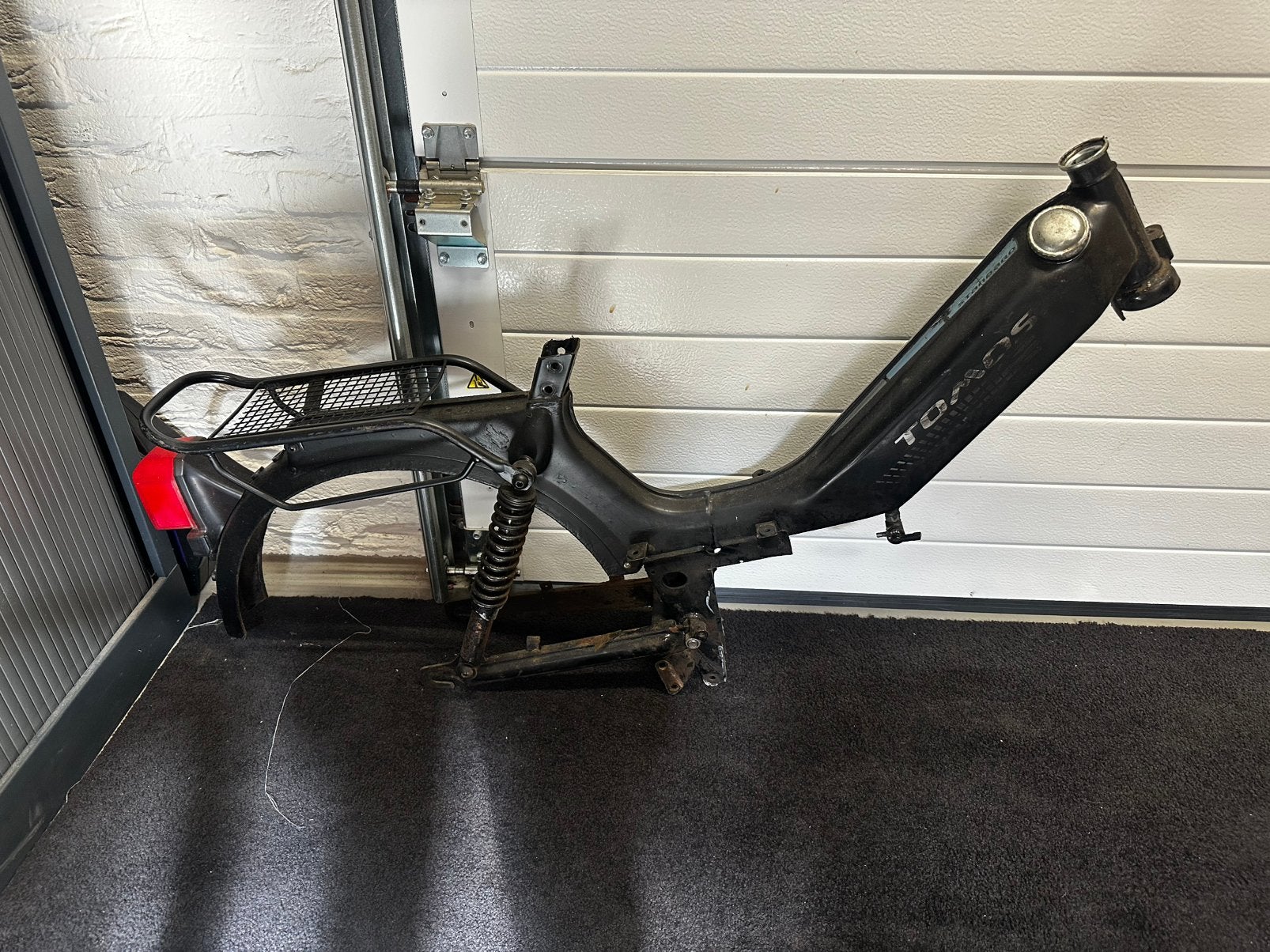 Tomos Frame zonder kenteken, Fietsen en Brommers, Brommers | Tomos, Ophalen, Gebruikt