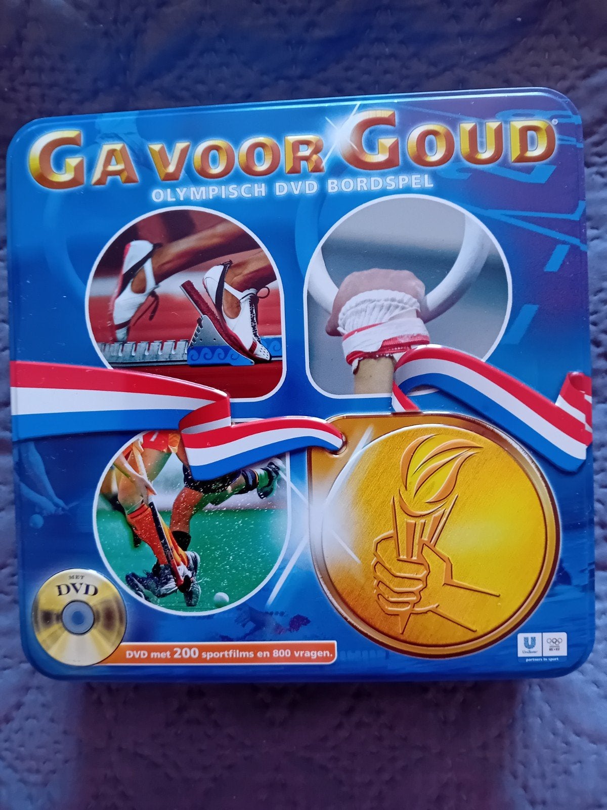 Ga voor Goud Olympisch DVD Bordspel in metalen box - Nieuw!, Ophalen of Verzenden, Nieuw, Identity Games