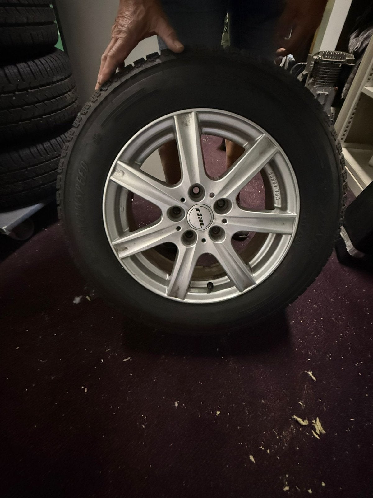 Rial velgen  met Banden  215/65R16 98H, Auto-onderdelen, Banden en Velgen, Ophalen, 16 inch, Banden en Velgen, Winterbanden