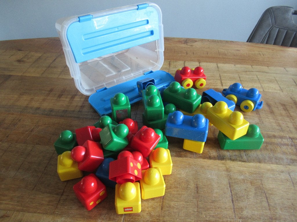 Heel veel Lego Duplo Primo in opbergbak met blokken enz., Ophalen of Verzenden, Zo goed als nieuw, Losse stenen, Lego Primo