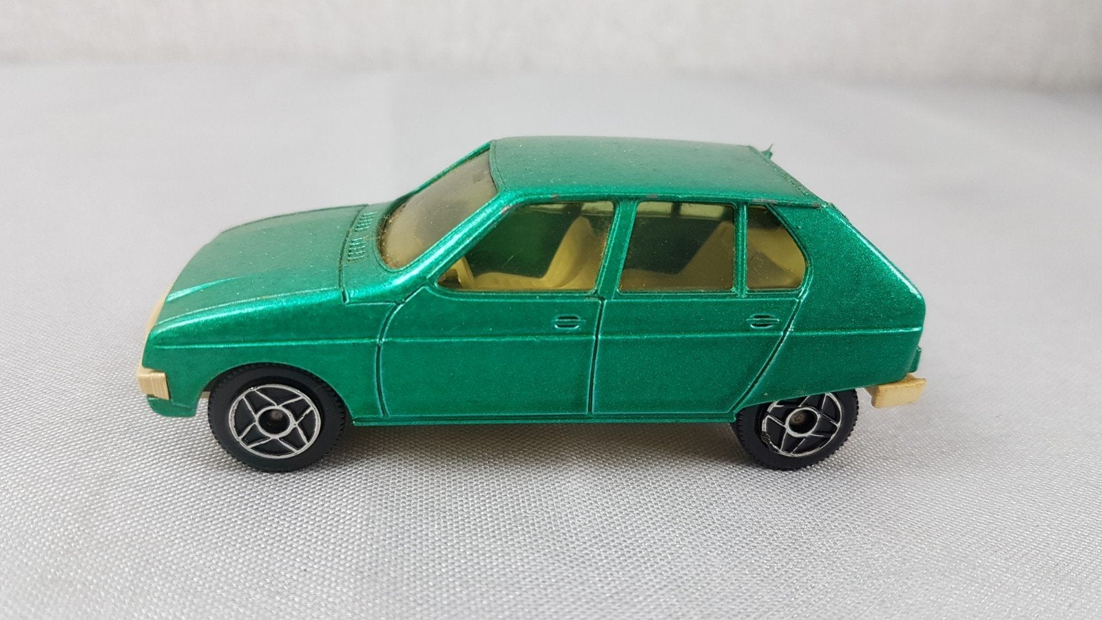 Dinky Toys Citroën Visa 1/43 Groen - Made in France, Ophalen of Verzenden, Gebruikt, Auto, Dinky Toys