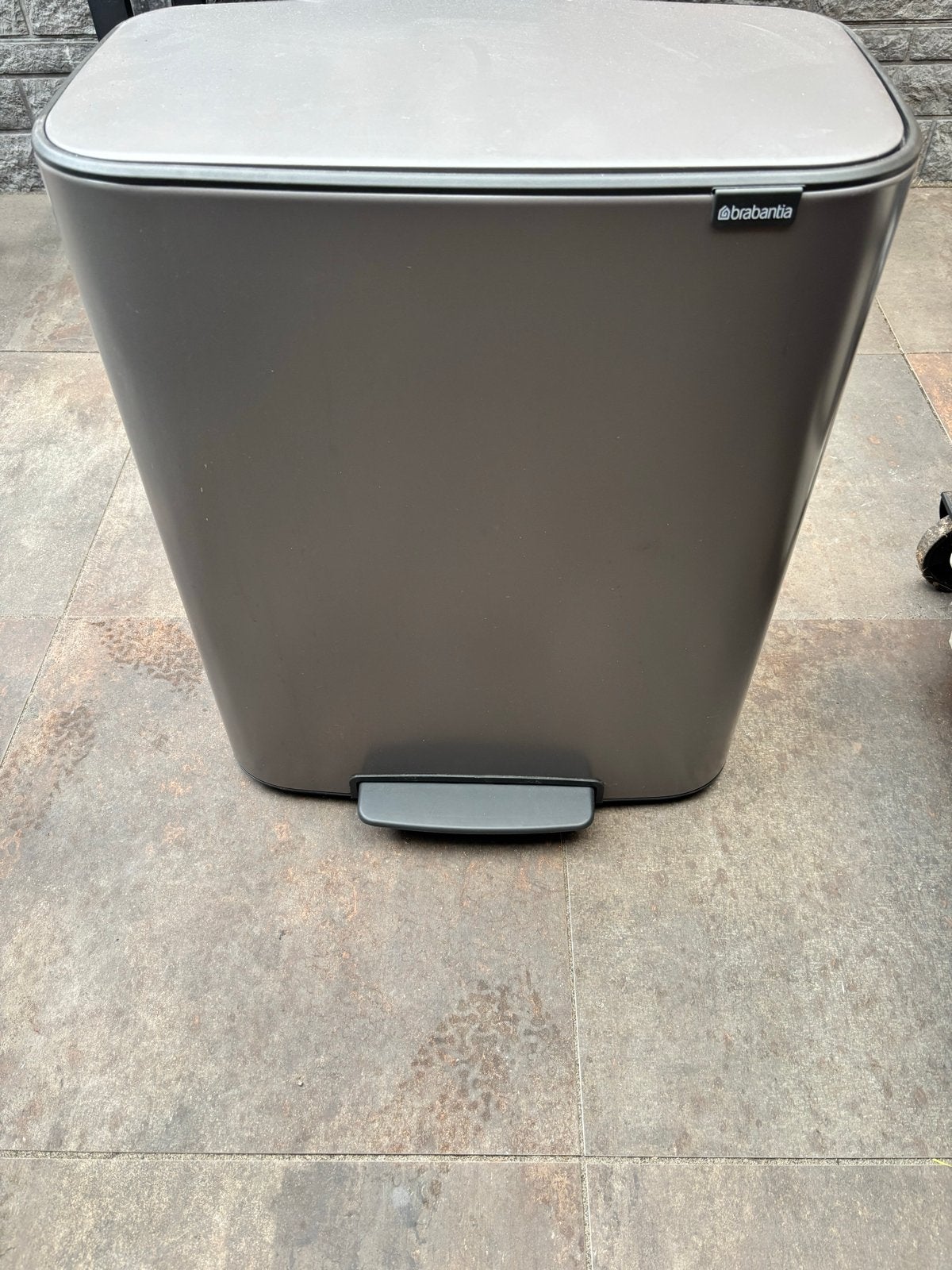Brabantia Bo Touch Bin Prullenbak - 2x30L - Grijs, Ophalen, Kunststof, Gebruikt, Met pedaal