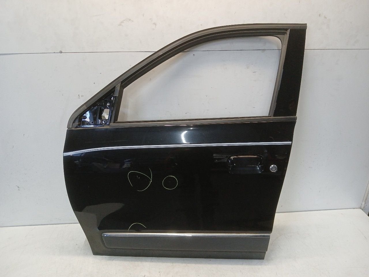 Portier links voor Renault Twingo, Onderdelen@venauto.nl, Van der Ven Autorecycling B.V., Gebruikt, Ettenseweg 76, 4706 PB Roosendaal, The Netherlands