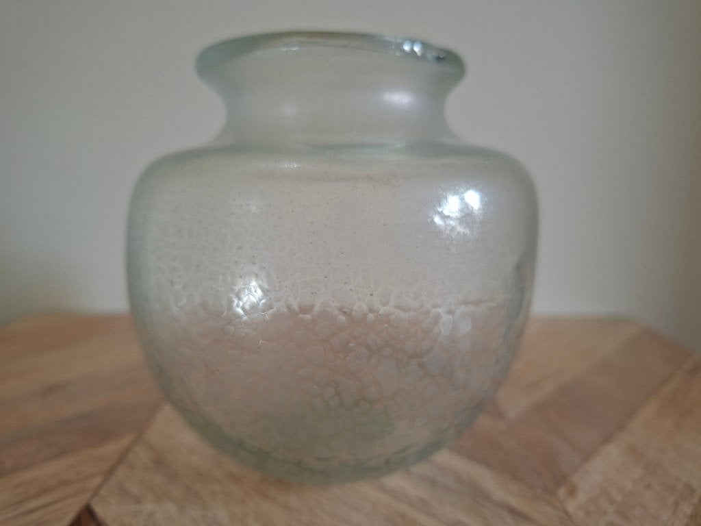 W.J. Rozendaal vaas wit tin Craqualé, Antiek en Kunst, Antiek | Glas en Kristal, Ophalen of Verzenden