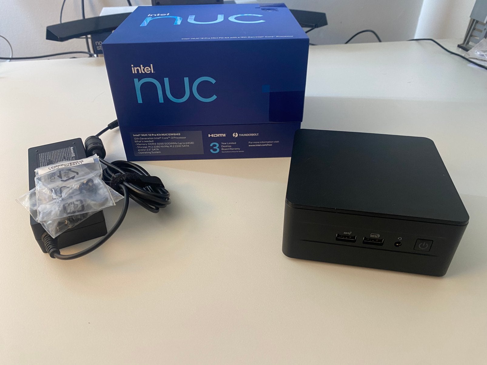 Intel NUC Pro 12 i3 12220P - 64 GB DDR4 3200 Crucial, 64 GB of meer, Intel, Ophalen of Verzenden, Zo goed als nieuw