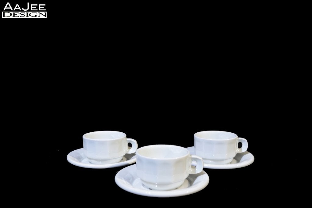 Pillivuyt – cappuccinokop & schotel – Bistro – wit porselein, Gebruikt, Ophalen of Verzenden, Effen, Kop(pen) en/of Schotel(s)