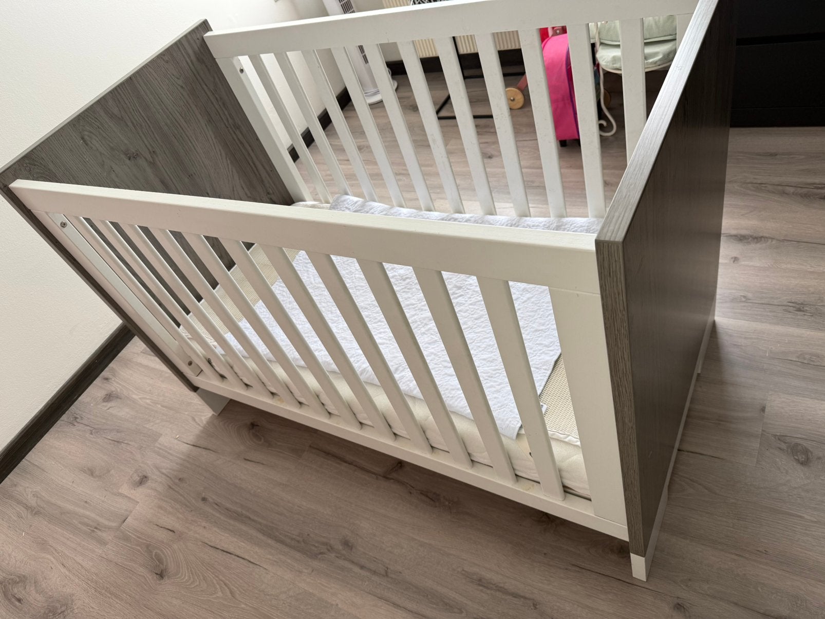 Baby bed + aerosleep matras en TWF box met toebehoren, Ophalen, Gebruikt, Minder dan 140 cm, Matras