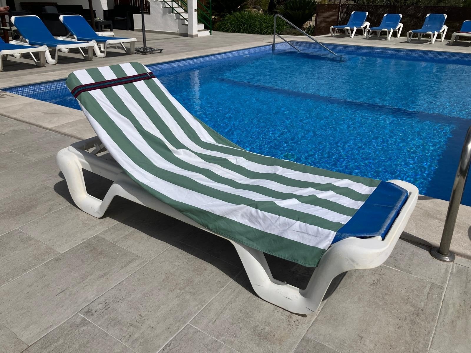 NIEUW! ELASTIEK / STRAPS vr strand handdoek/ badlaken., Ophalen of Verzenden