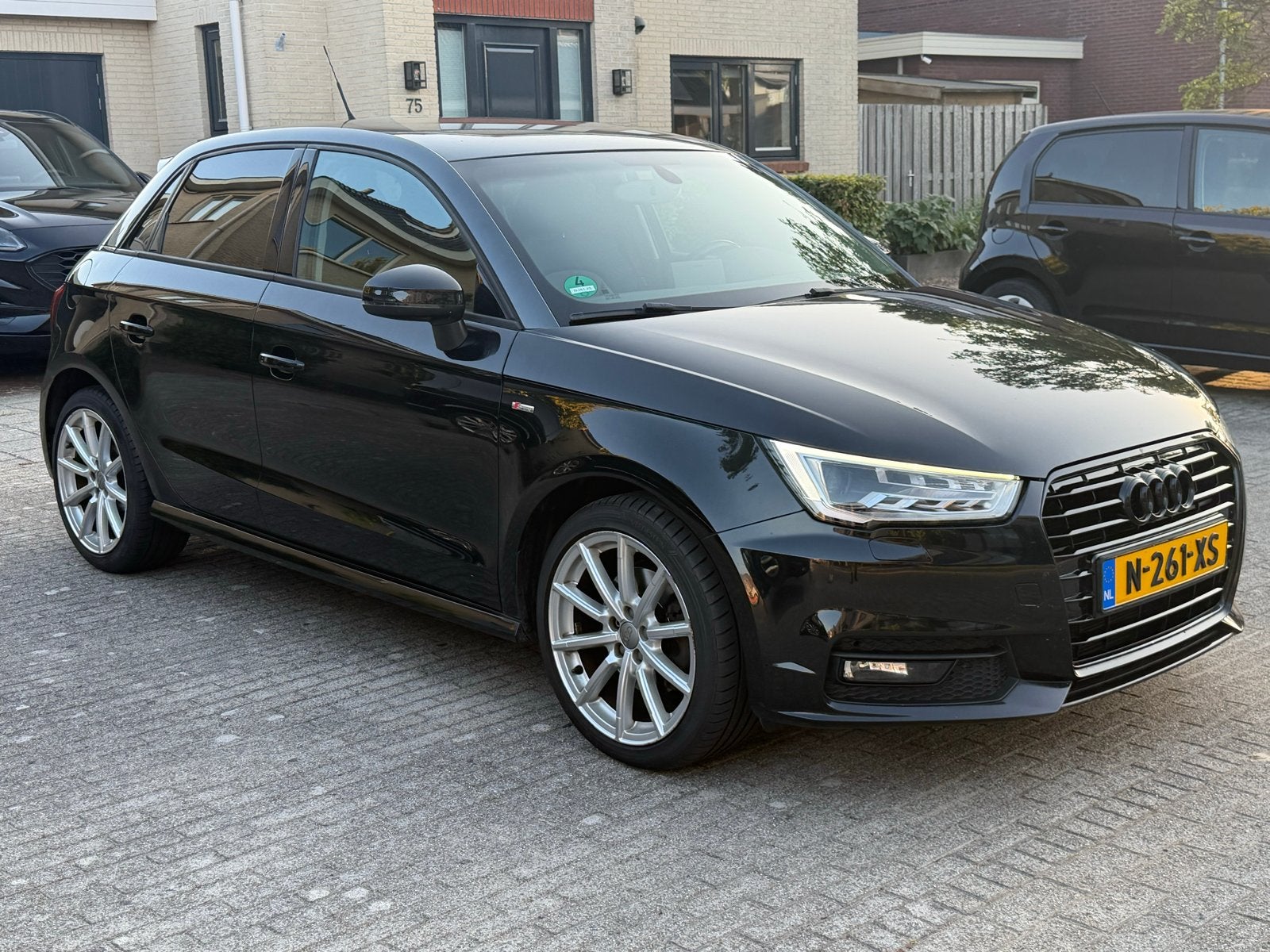 Audi A1 1.4TFSI S-line, Auto's, 125 pk, A1, Zwart, 4 cilinders