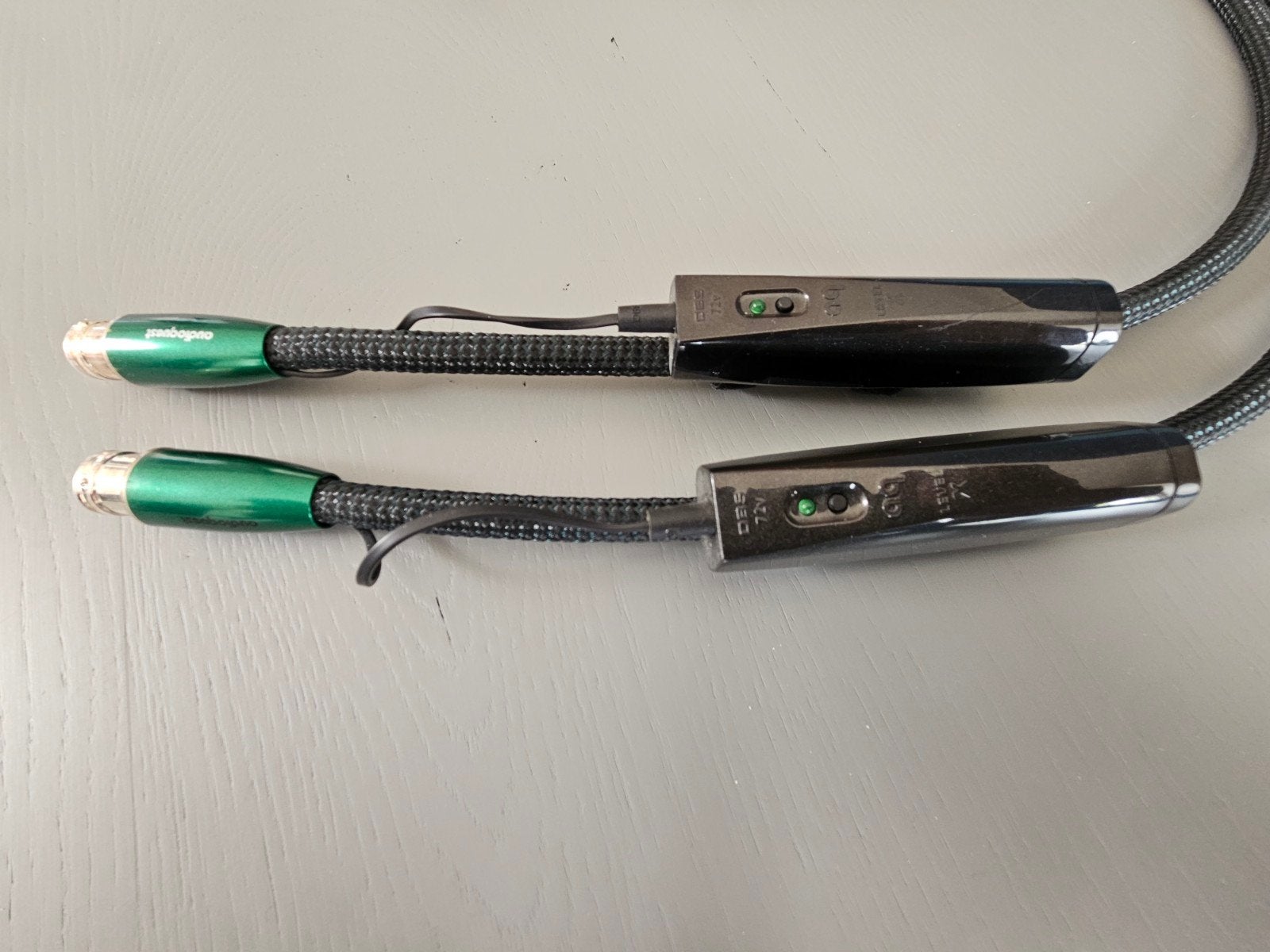 Audioquest Earth XLR kabel set 1.0 m., Ophalen of Verzenden, Zo goed als nieuw, Minder dan 2 meter, Interlink-kabel