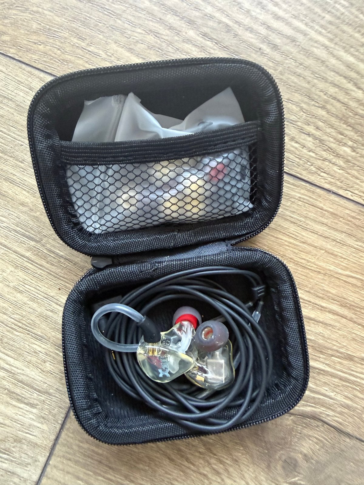 Xvive T9 In-Ear Monitors - Professionele geluidskwaliteit, Ophalen of Verzenden, Zo goed als nieuw