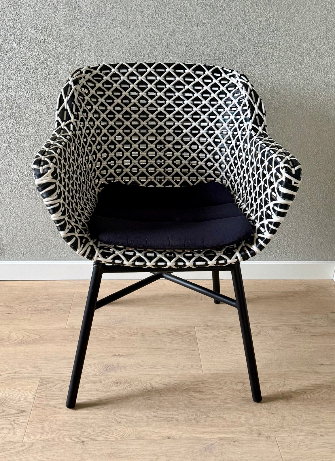 Hartman Delphine Dining stoel 6 stuks,  met kussens, Ophalen, Kunststof, Zwart, Zo goed als nieuw
