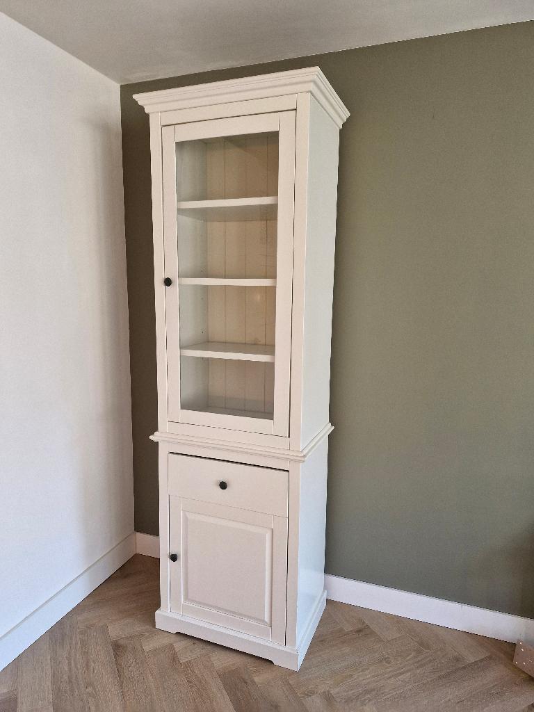 IKEA LIATORP Vitrinekast Wit - Landelijk - Glas & Lade, Huis en Inrichting, Kasten | Vitrinekasten, Ophalen, Gebruikt, Met deur(en)