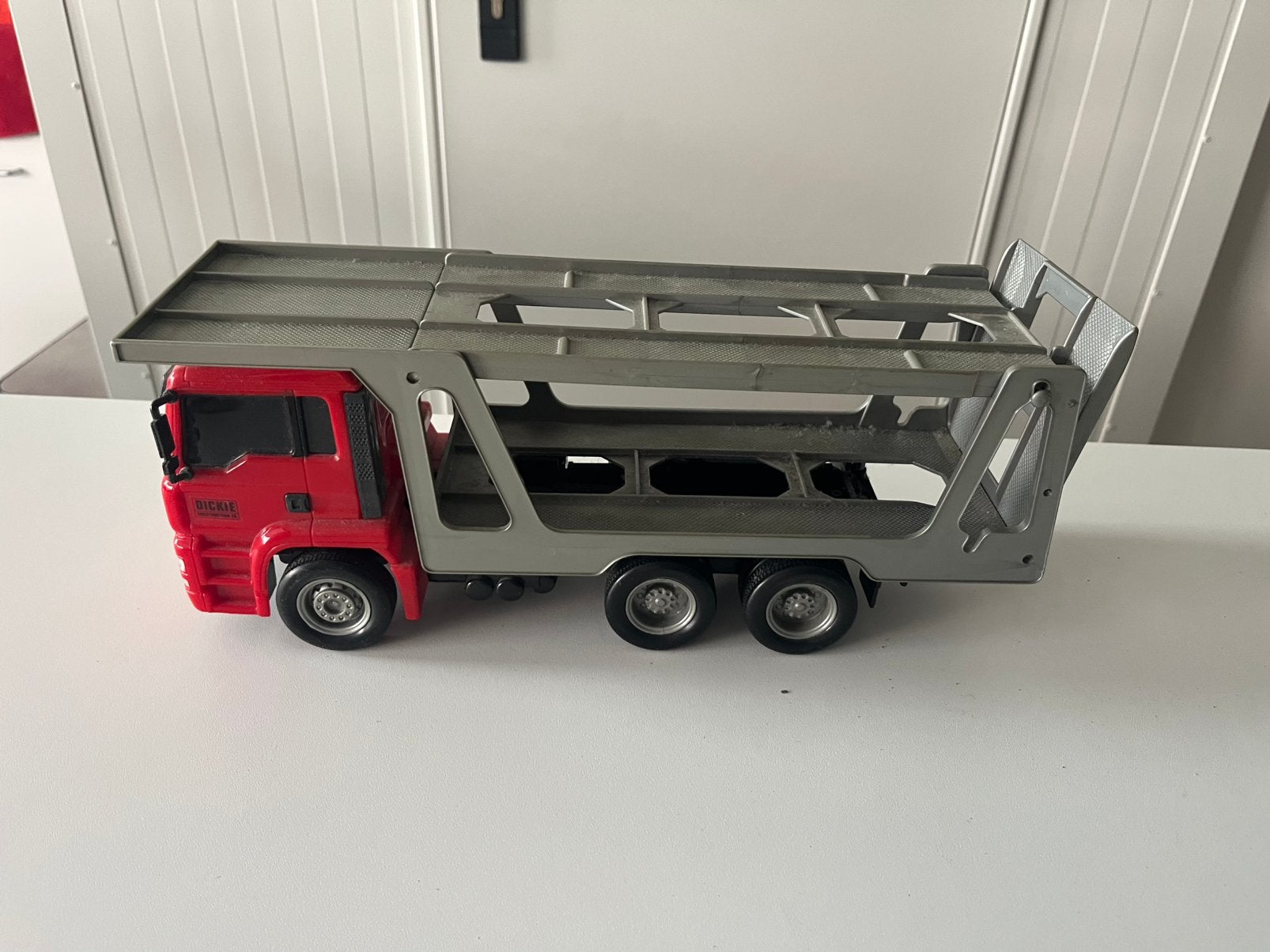 MAN Autotransporter voor 1:24 modelauto’s, Hobby en Vrije tijd, Modelauto's | 1:24, Ophalen of Verzenden, Zo goed als nieuw