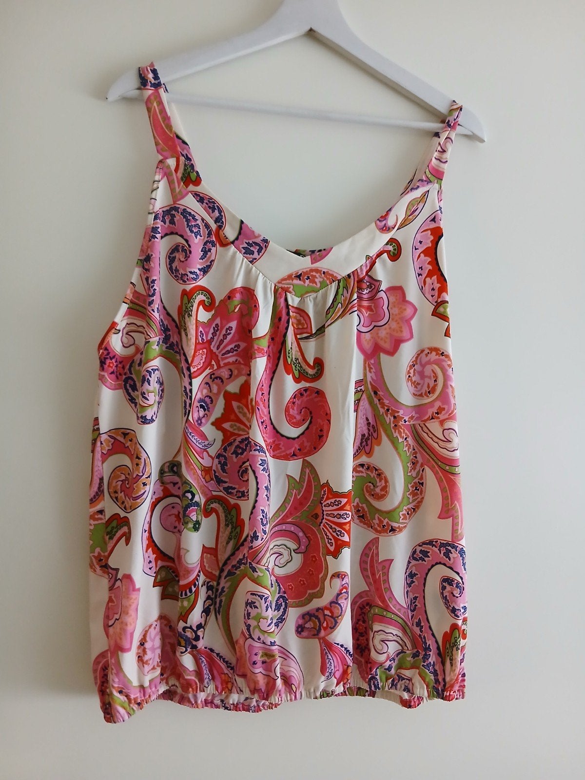 Schitterende nieuwe mouwloze blouse van NORAH. Maat 44., Verzenden, Maat 42/44 (L), Nieuw, Norah