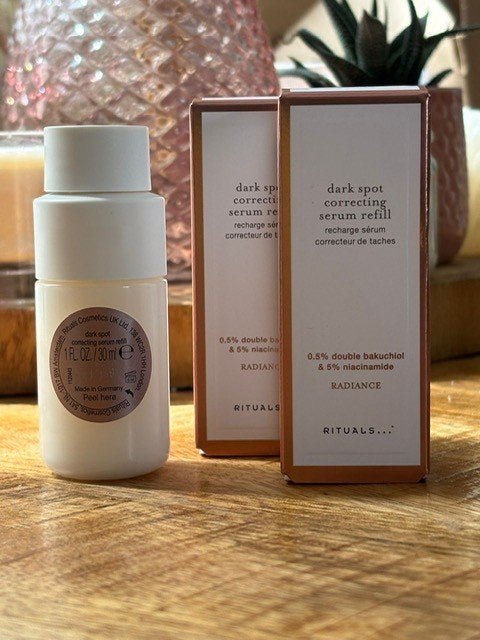 Nieuw Rituals Namaste dark spot correcting serum refill 30ml, Sieraden, Tassen en Uiterlijk, Uiterlijk | Gezichtsverzorging, Nieuw