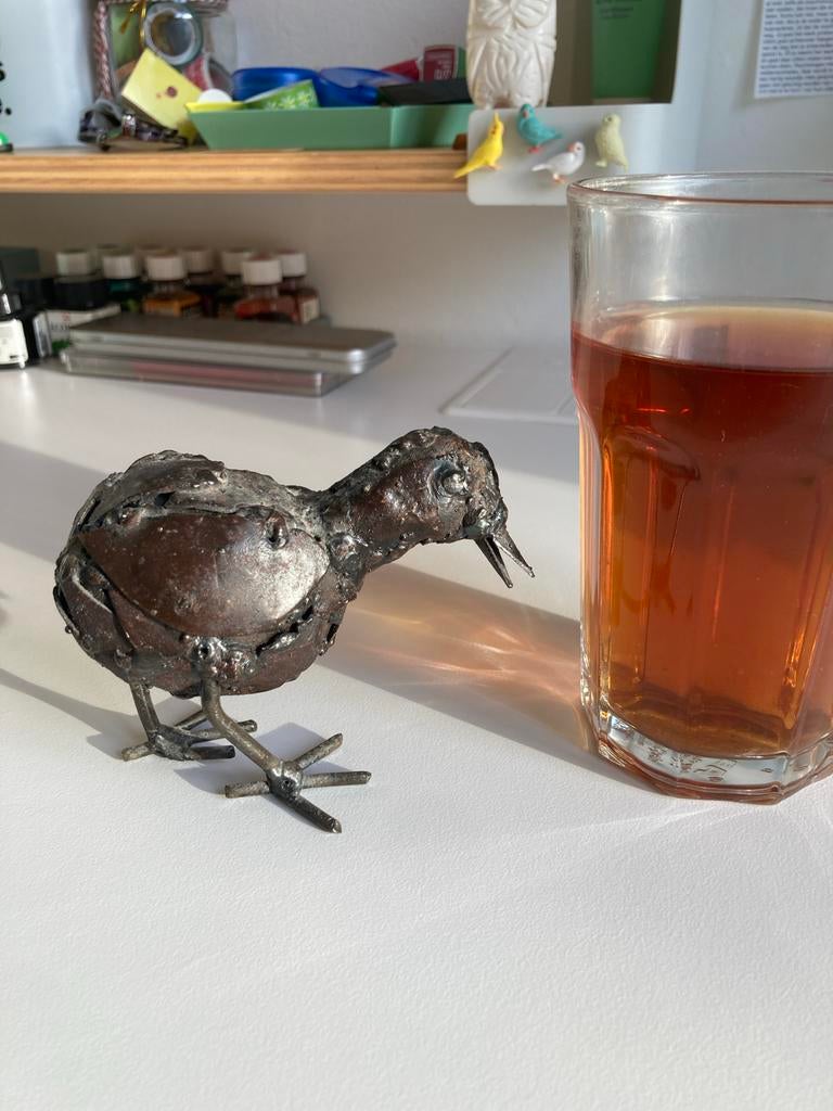 Uniek metalen vogelbeeldje - Handgemaakt kunstwerk, Minder dan 20 cm, Brutalistisch, Ophalen of Verzenden, Handgemaakt
