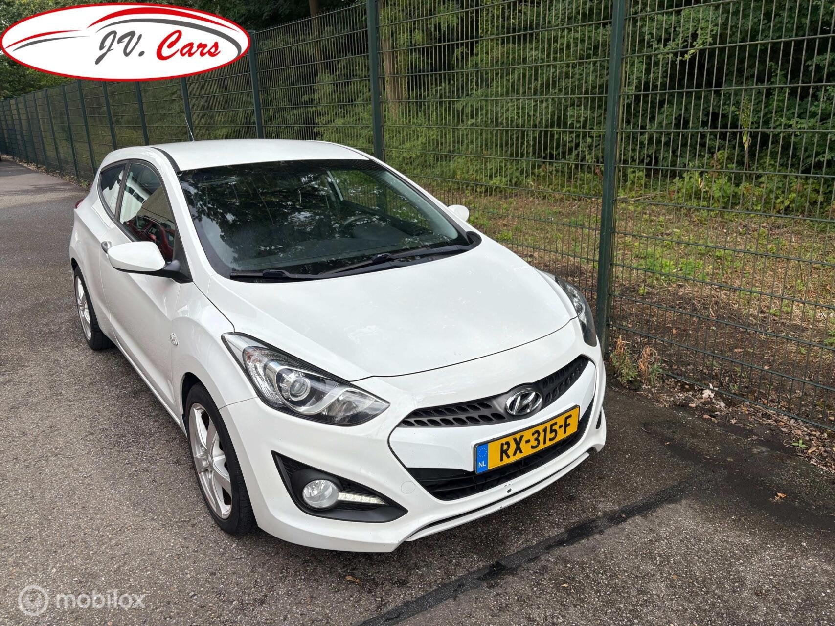 Hyundai i30 1.4 Coupe, Auto's, Hyundai, Voorwielaandrijving, Gebruikt, 4 cilinders, 1396 cc