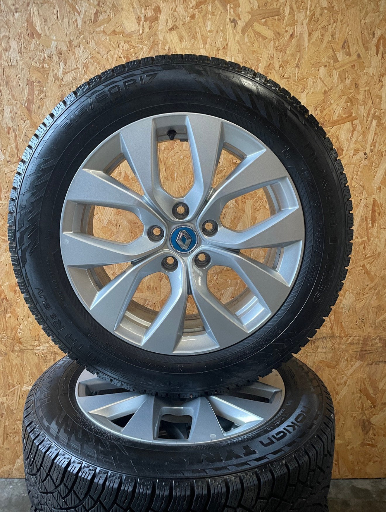 Originele Renault Captur 2 winterbanden set, 215 mm, Banden en Velgen, 17 inch, Personenwagen