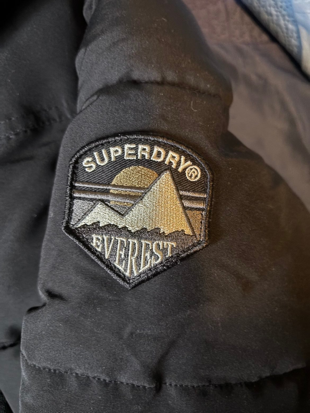 Superdry Everest Winterjas Zwart met Bontkraag maat s, Ophalen, Zo goed als nieuw, Maat 36 (S), Zwart