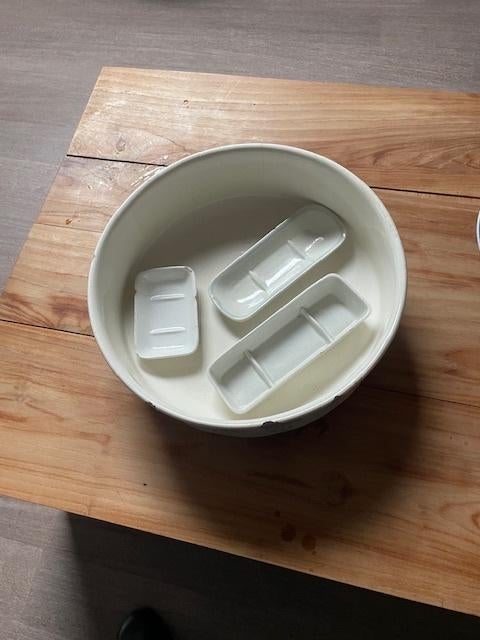 waskom met zeepbakjes, Ophalen