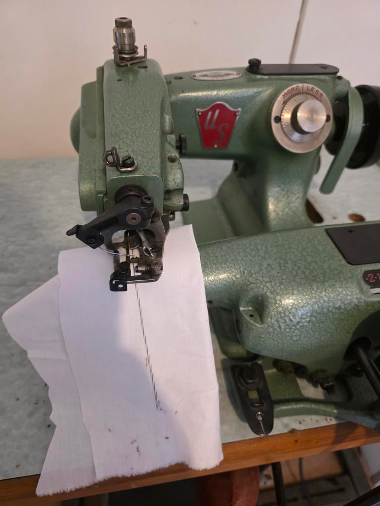 Industriële blindzoom machine, Hobby en Vrije tijd, Naaimachines en Toebehoren, Ophalen of Verzenden