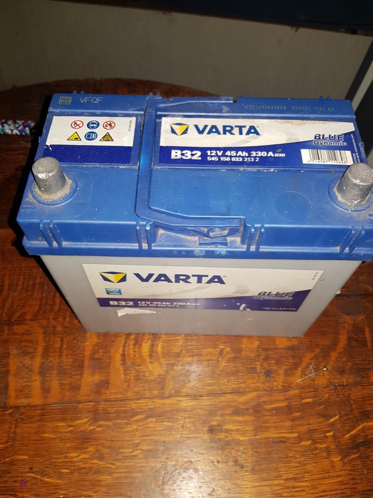 VARTA B32 12V 45Ah 330A(EN) Accu - Blue Dynamic, Ophalen of Verzenden, Gebruikt, Universele onderdelen
