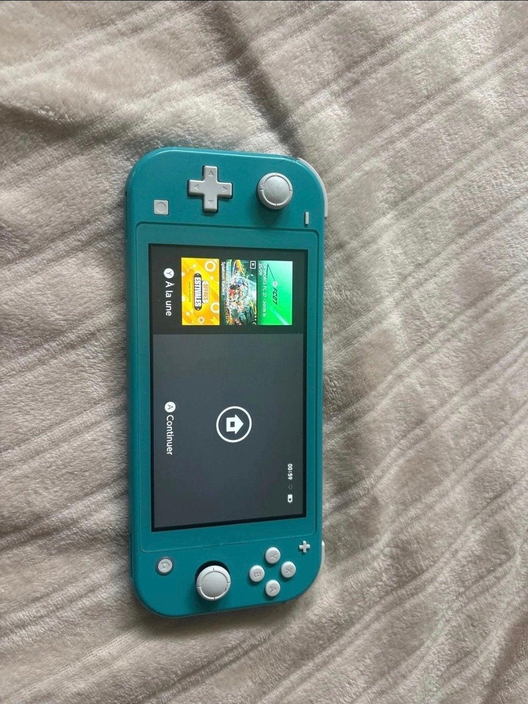 Nintendo Switch Lite Turquoise, Ophalen of Verzenden, Zo goed als nieuw, Zonder controller, Switch Original