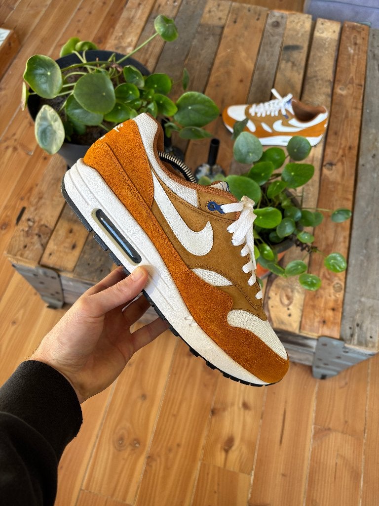 Nike Air Max 1 Curry, Kleding | Heren, Schoenen, Overige kleuren, Nike, Ophalen of Verzenden, Sneakers of Gympen