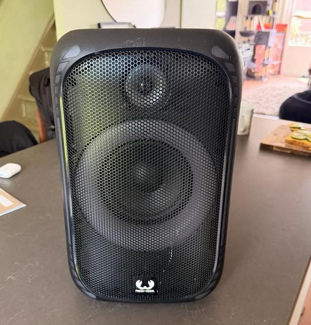 Fresh 'n Rebel Party Loud M Bluetooth Speaker, Audio, Tv en Foto, Luidsprekers, Overige typen, Zo goed als nieuw, 60 tot 120 watt