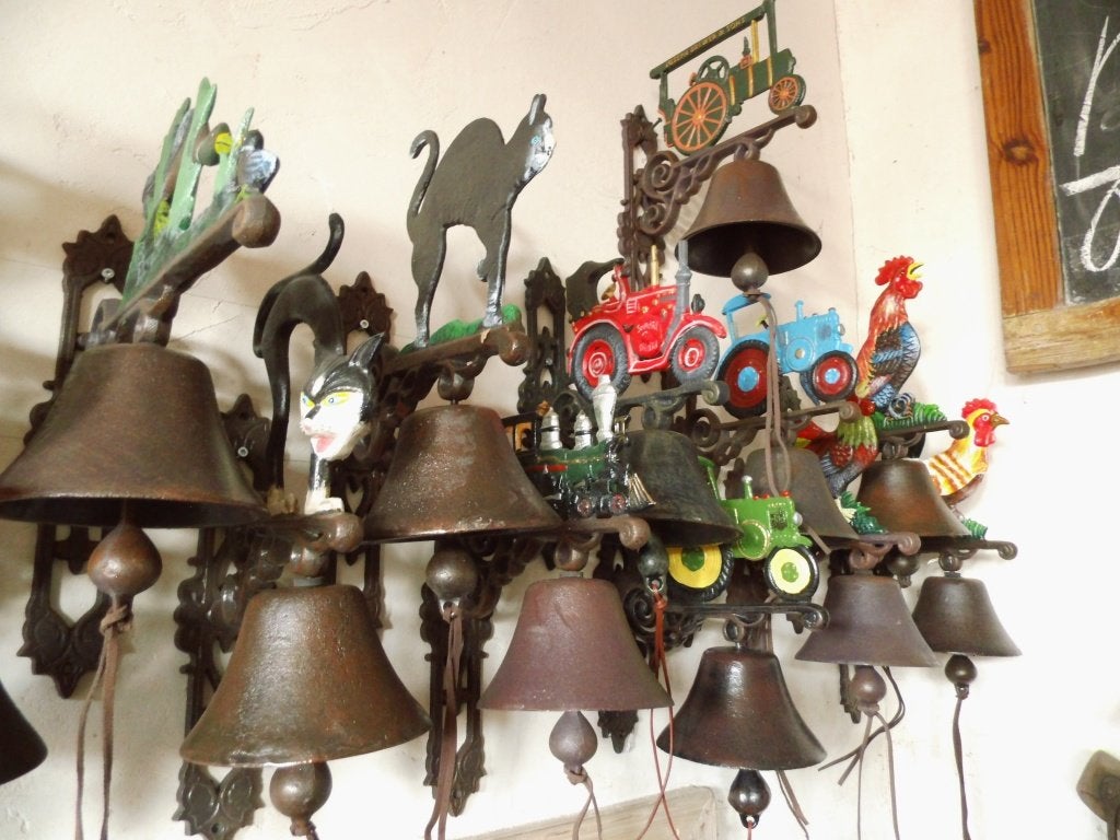 gietijzeren kleine en GROTE bel bellen deurbel boerderij, Ophalen of Verzenden