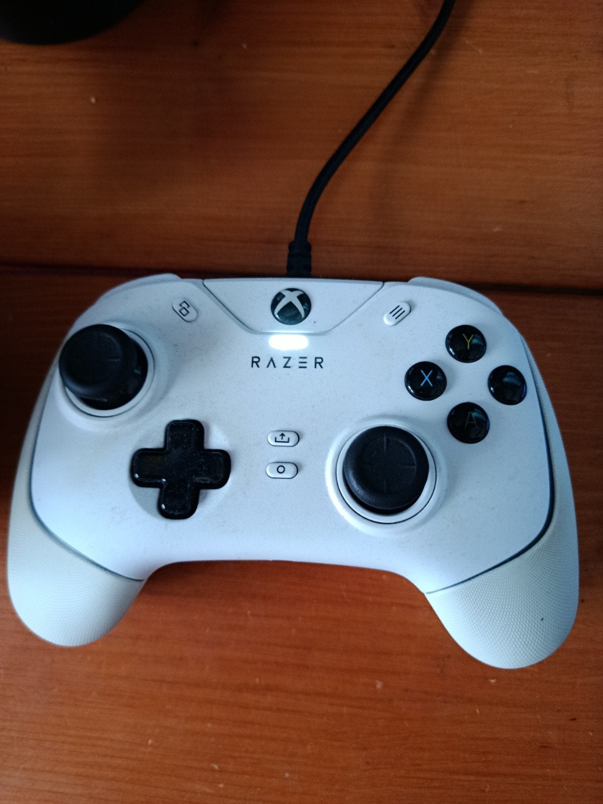 Razer Wolverine V2 Controller - Zo goed als nieuw, Xbox, Ophalen of Verzenden, Zo goed als nieuw, Razer