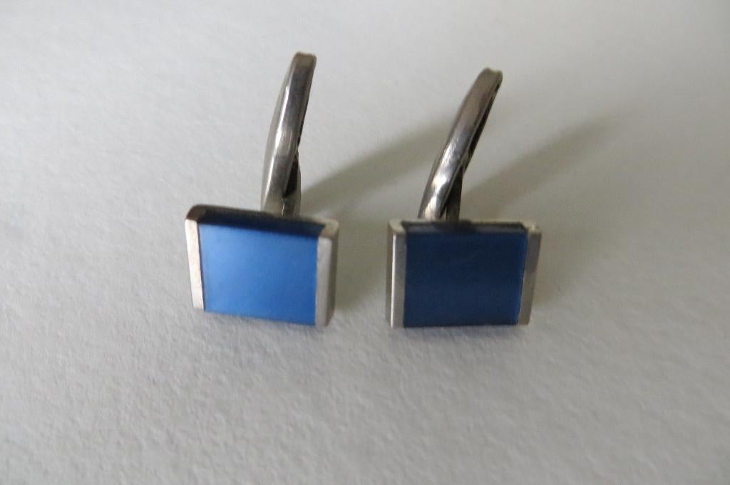 oude manchetknopen, zilverkleurig met blauw, 1 x 1,5 cm groo, Ophalen of Verzenden, Gebruikt, Overige materialen