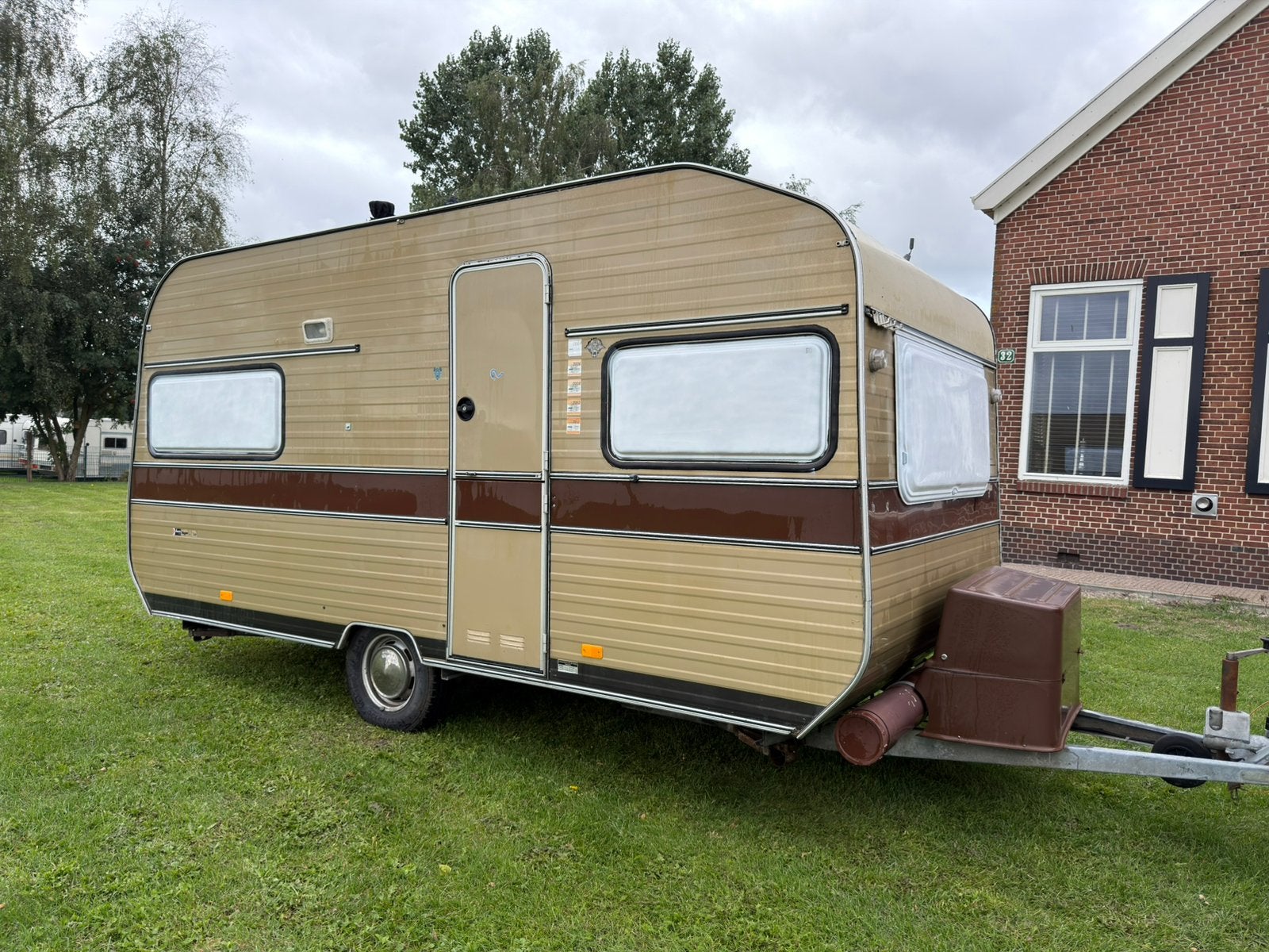 Avento festival caravan, Bedrijf, Koelkast, Avento
