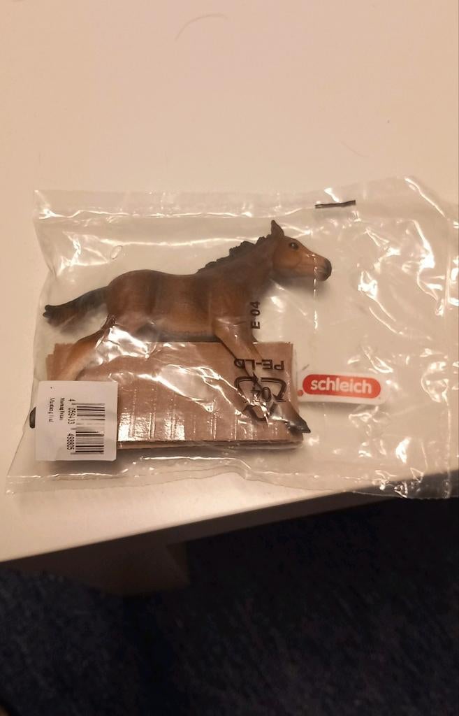 Schleich mustang veulen 13807, Verzamelen, Dierenverzamelingen, Ophalen of Verzenden, Nieuw, Paard, Beeldje of Figuurtje