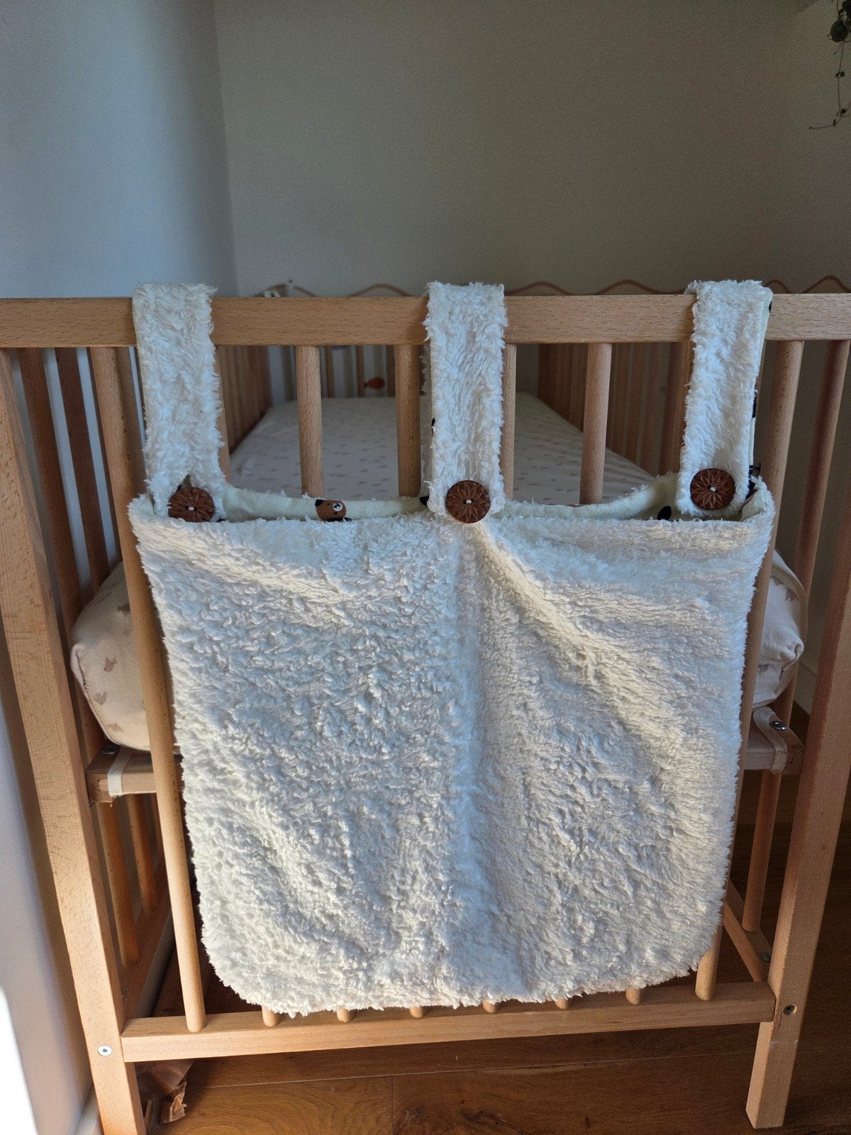 Witte teddy boxtas met schattige hondenprint, Ophalen, Zo goed als nieuw