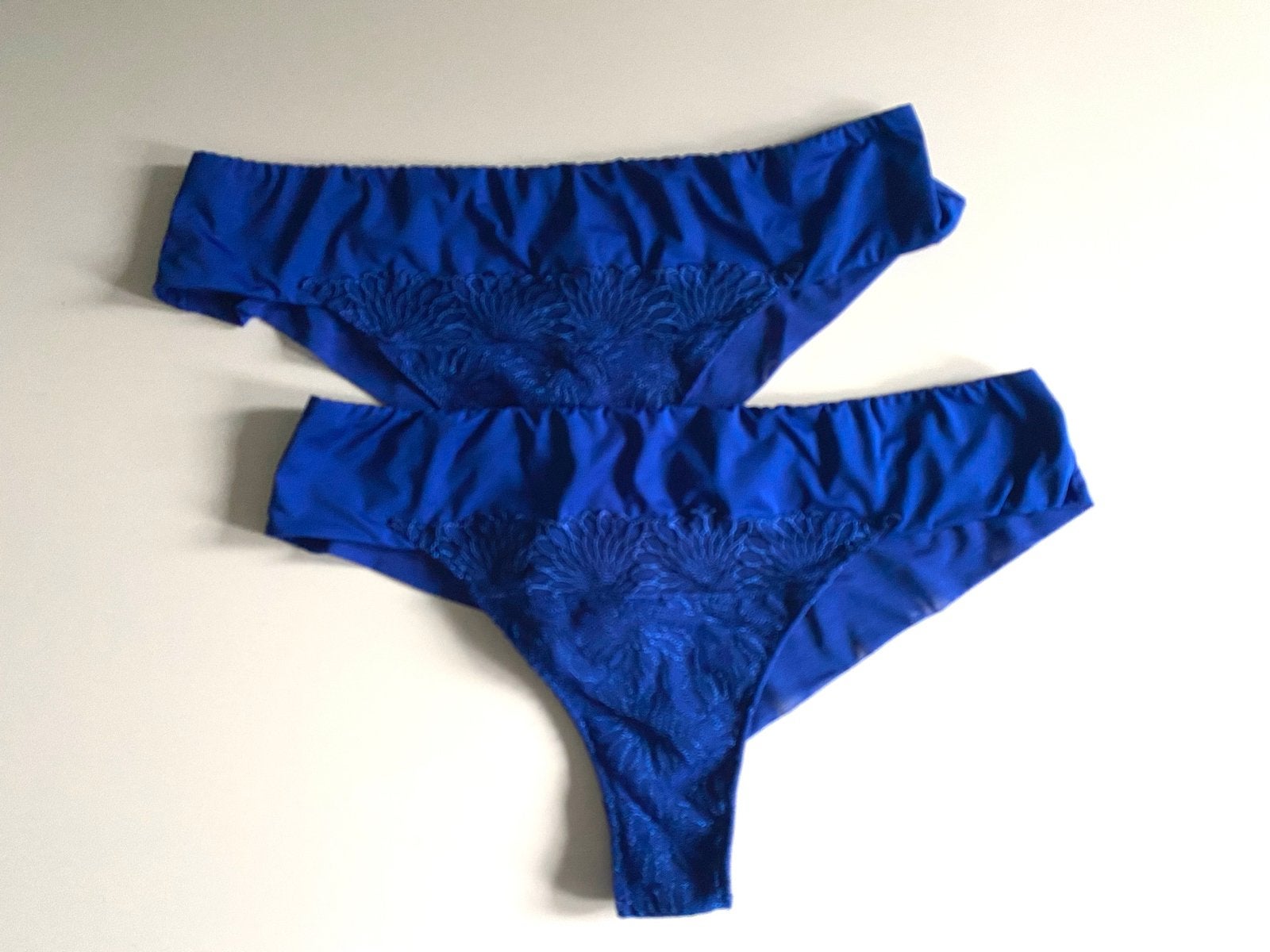 Prima Donna Brazilian String - Maat 42, Kleding | Dames, Ondergoed en Lingerie, Verzenden, Blauw, String