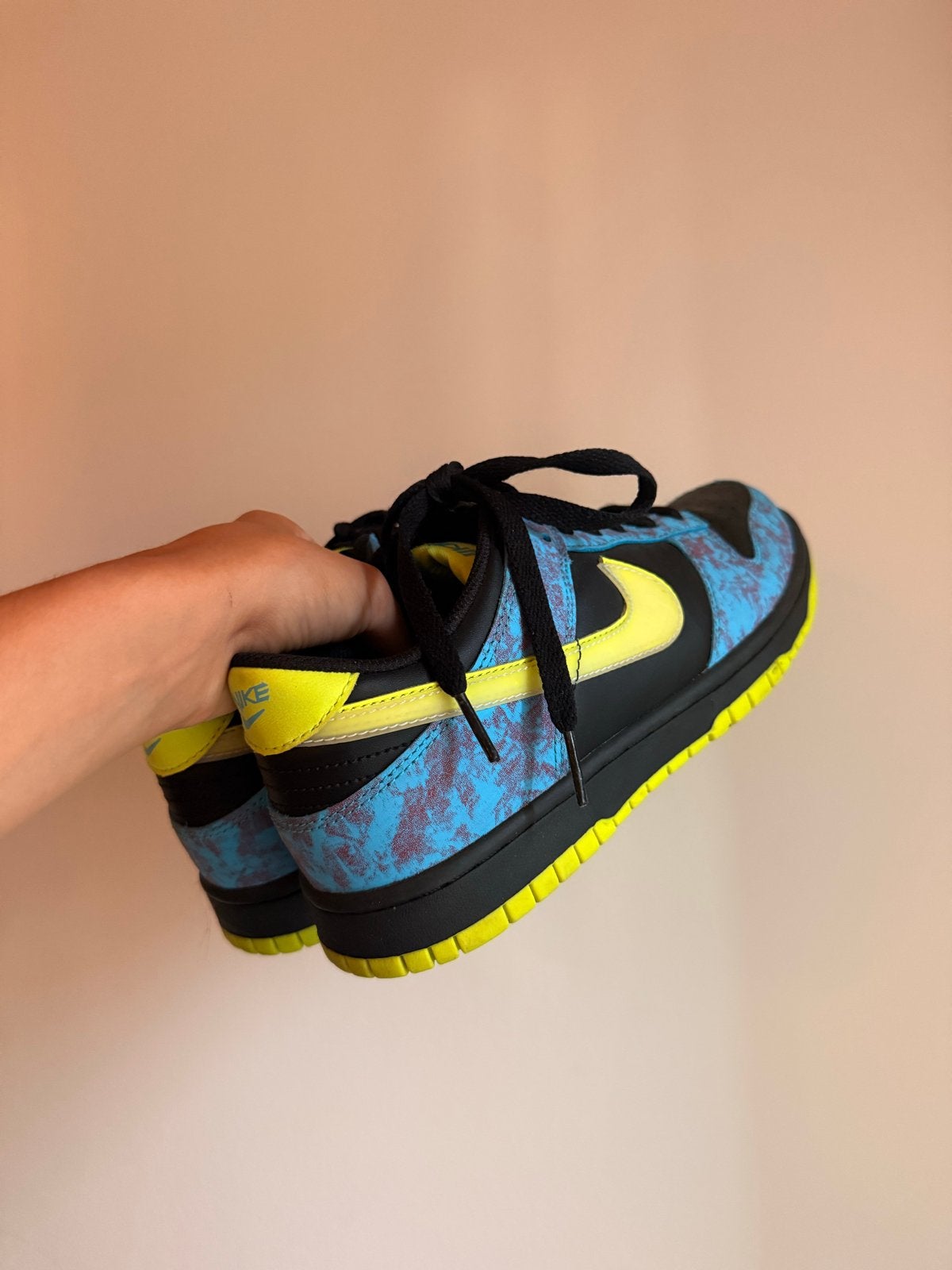 Jordan Air 1 Low - Unieke sneakers, Ophalen of Verzenden, Zo goed als nieuw, Overige kleuren, Sneakers of Gympen