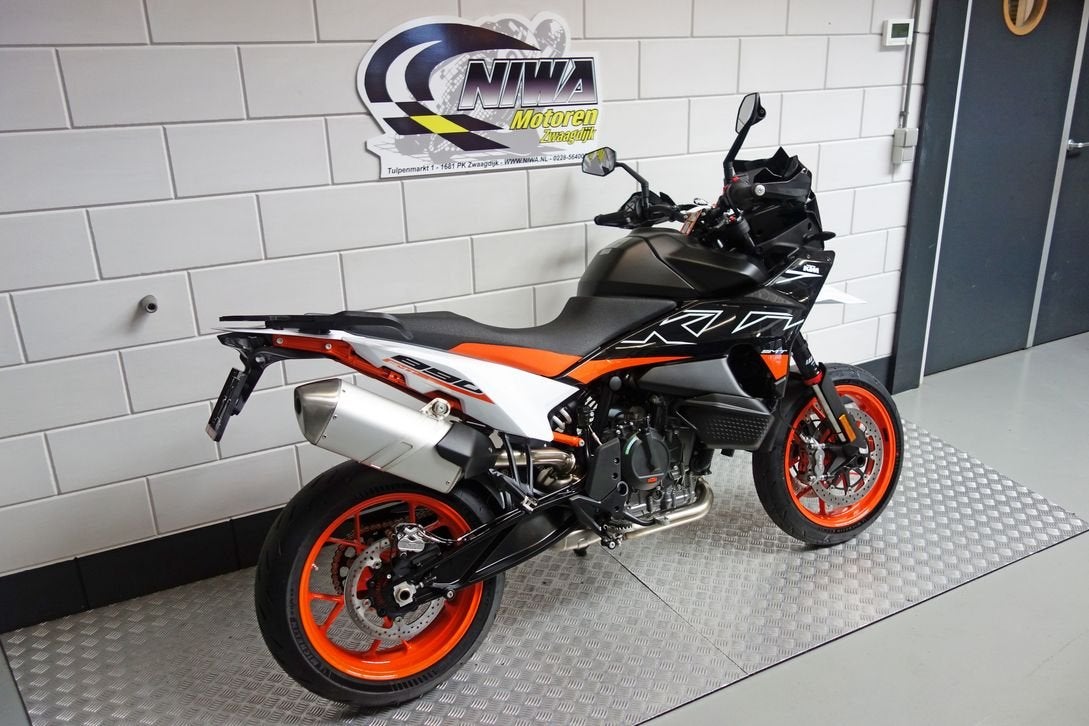 KTM 890 SMT, 2 cilinders, KTM, Motorrijbewijs A, Onbekend