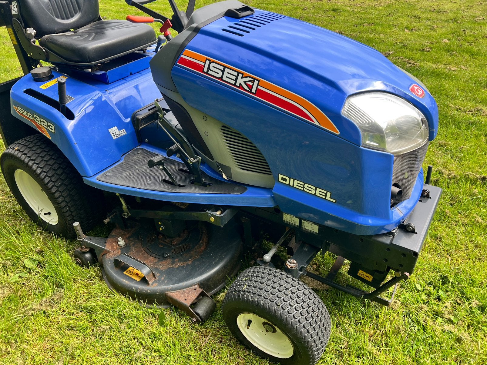 Iseki SXG323 Zitmaaier €7500,-  euro inclusief BTW, Ophalen, O, O, O