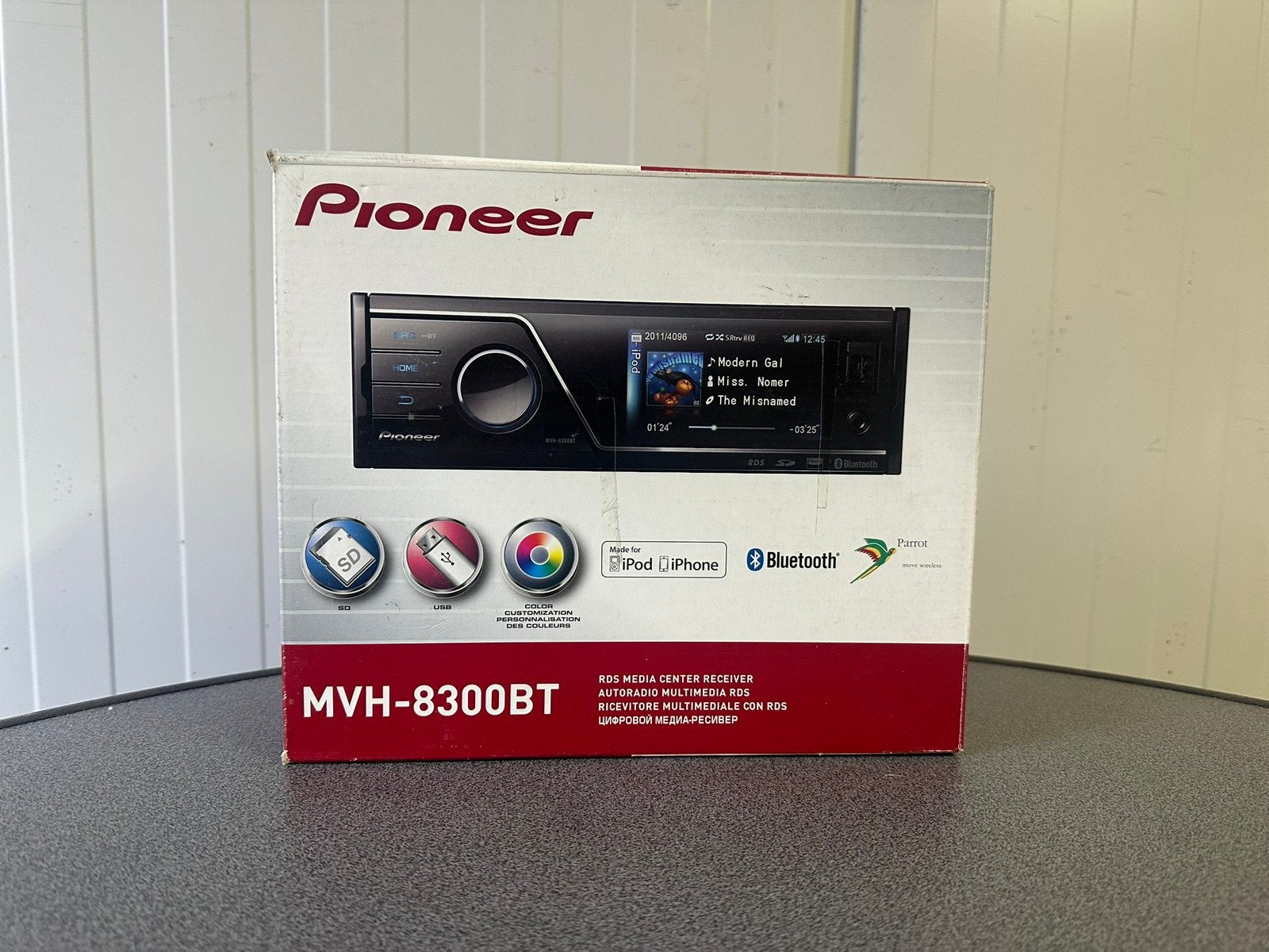 Pioneer MVH-8300BT auto radio met scherm, Auto diversen, Autoradio's, Ophalen of Verzenden, Zo goed als nieuw