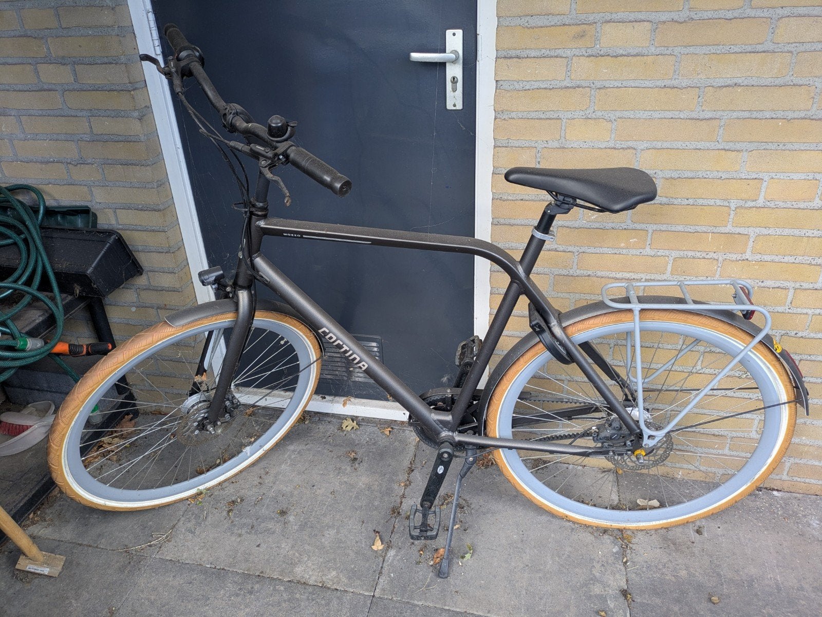 Cortina fiets met schijfremmen en riemaandrijving, Gebruikt, Versnellingen, Schijfrem, Ophalen