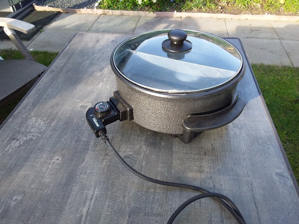 hapjespan, Ophalen, Aluminium, Zo goed als nieuw, Met deksel