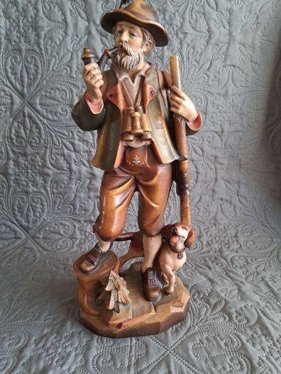 Houten beeld Jager met hond, Antiek en Kunst, Houtsnijwerk, Ophalen of Verzenden, 20 - 50 cm, Hout