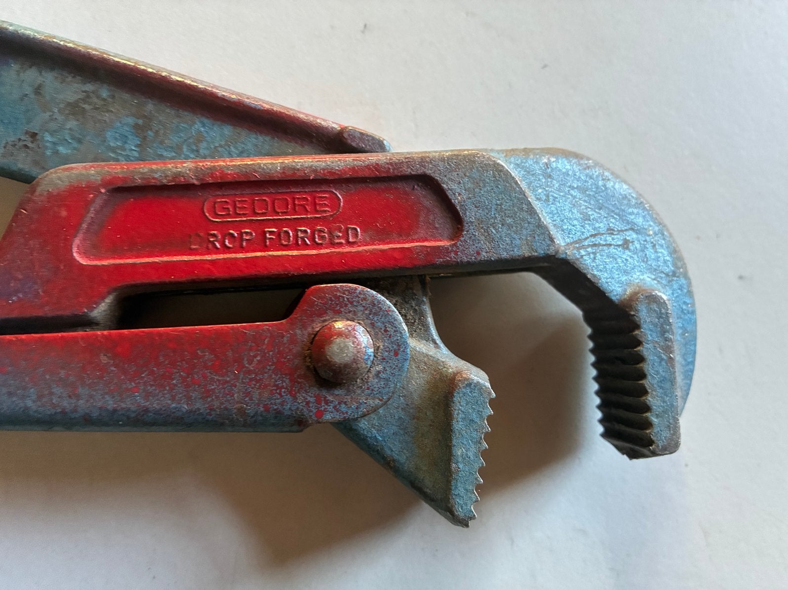 Gedore pijptang - Robuuste waterpomptang, Ophalen of Verzenden, Gebruikt, Tang, Gedore