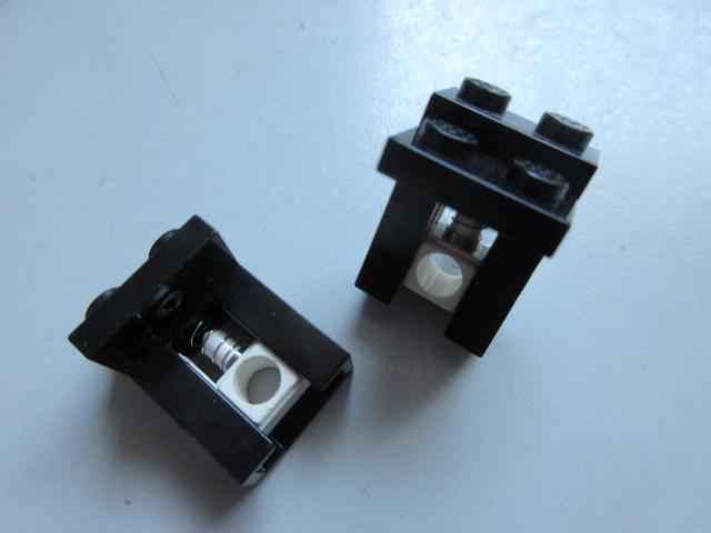 nr. 7503, 2 Stenen 1x2x2,1/3 met schokdemperveer., Ophalen of Verzenden, Zo goed als nieuw, Losse stenen, Lego